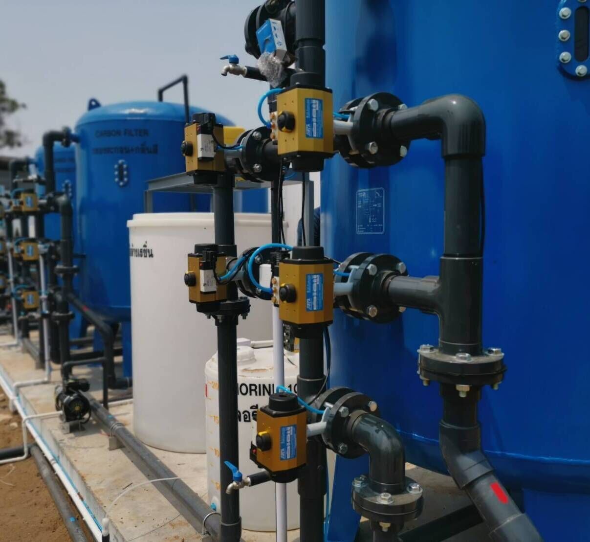 เครื่องกรองน้ำ DI และระบบ Softener ระบบผลิตน้ำ DI เครื่องทำน้ำบริสุทธิ์ แยกปะจุแร่ธาตุในน้ำ DI Water Deionized Water